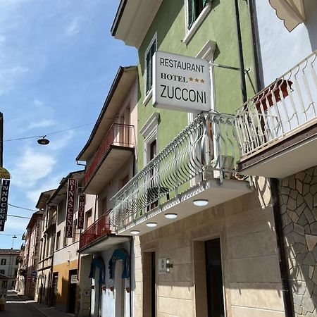 Hotel Zucconi Montecatini Terme Bagian luar foto