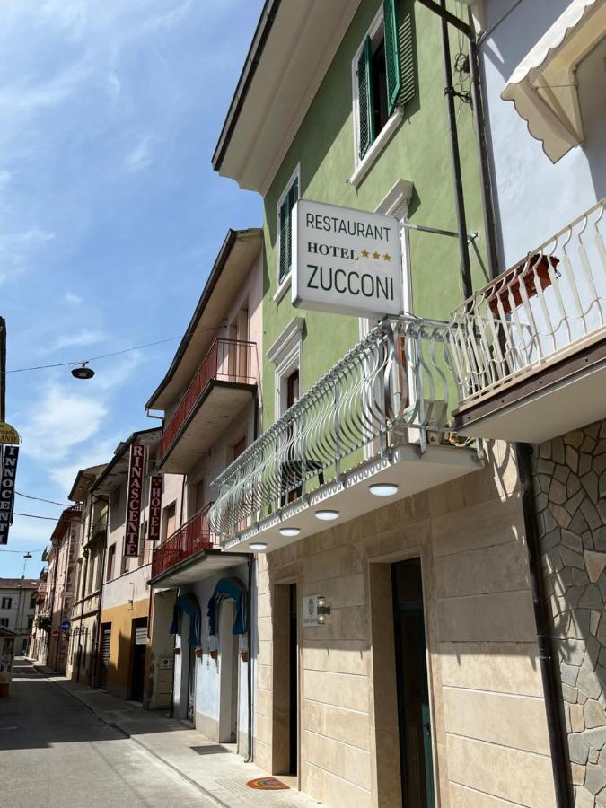Hotel Zucconi Montecatini Terme Bagian luar foto