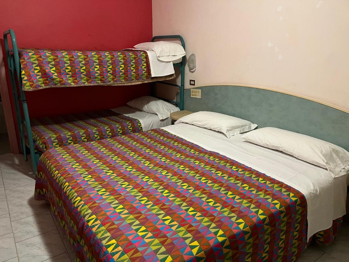 Hotel Zucconi Montecatini Terme Bagian luar foto